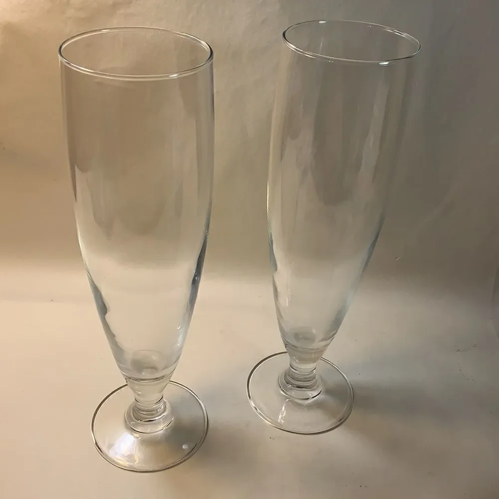 Set 2 Beer Pilsner 9 1/3 Inches Tall 16 Ounces EUC